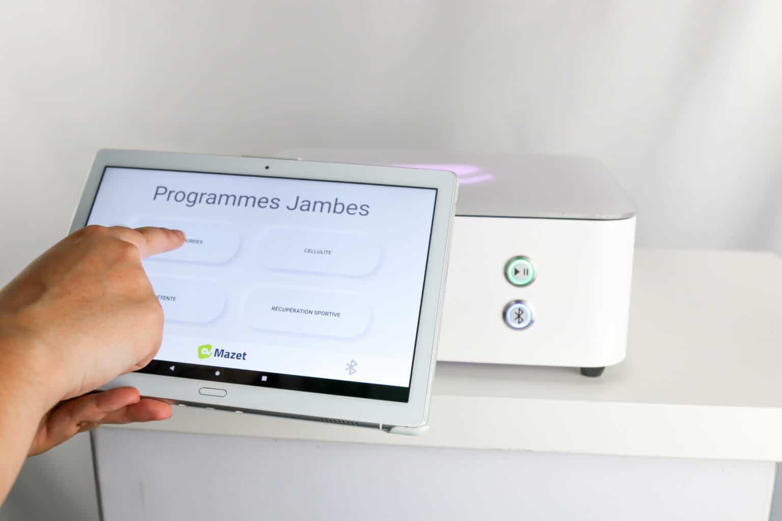 Programme jambes sur appareil de pressothérapie, Activ Press, kineost, Medical Service Ouest, soins patients kiné physiothérapie